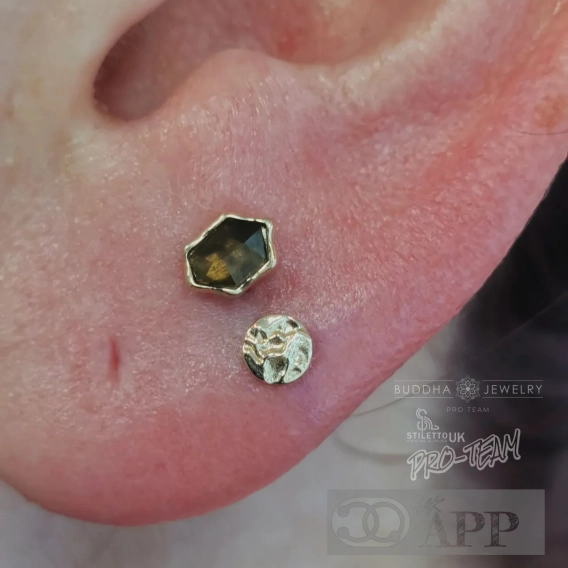 Pump up the volume Smoky Quartz ozdoba push-in z żółtego złota 14k