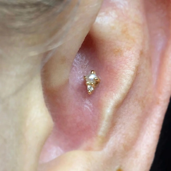 The Light - Pearl ozdoba push-in z żółtego złota 14k