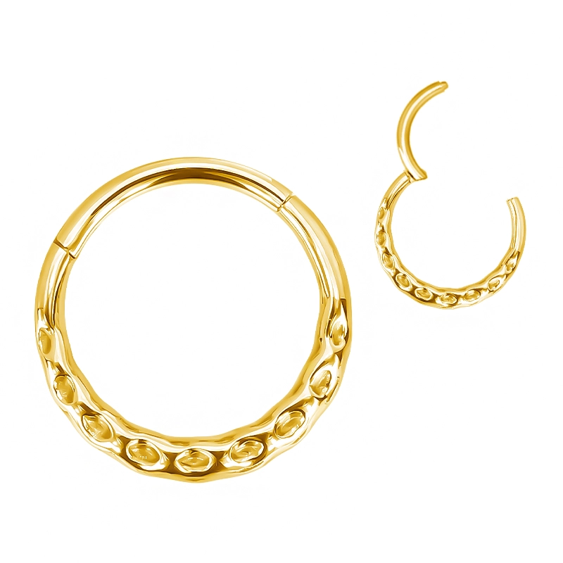 Złoty tytanowy septum daith clicker Hammered finish