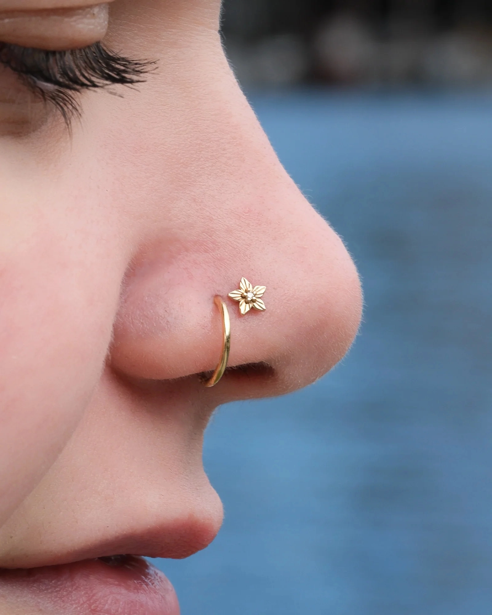 Lula Diamond push-in top 14k yellow gold