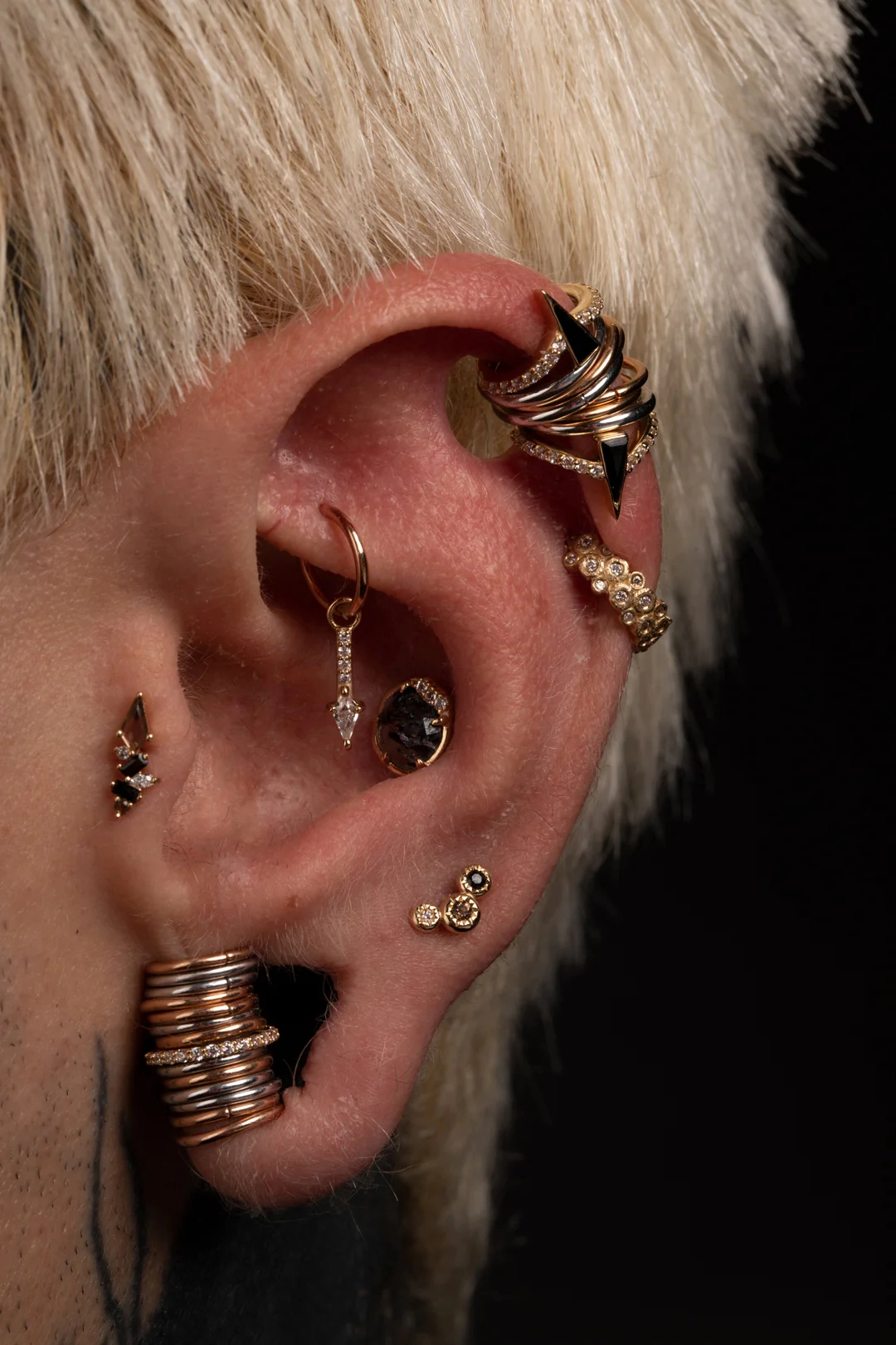 Mixt Smoky Quartz  Black Spinel push-in top 14k yellow gold