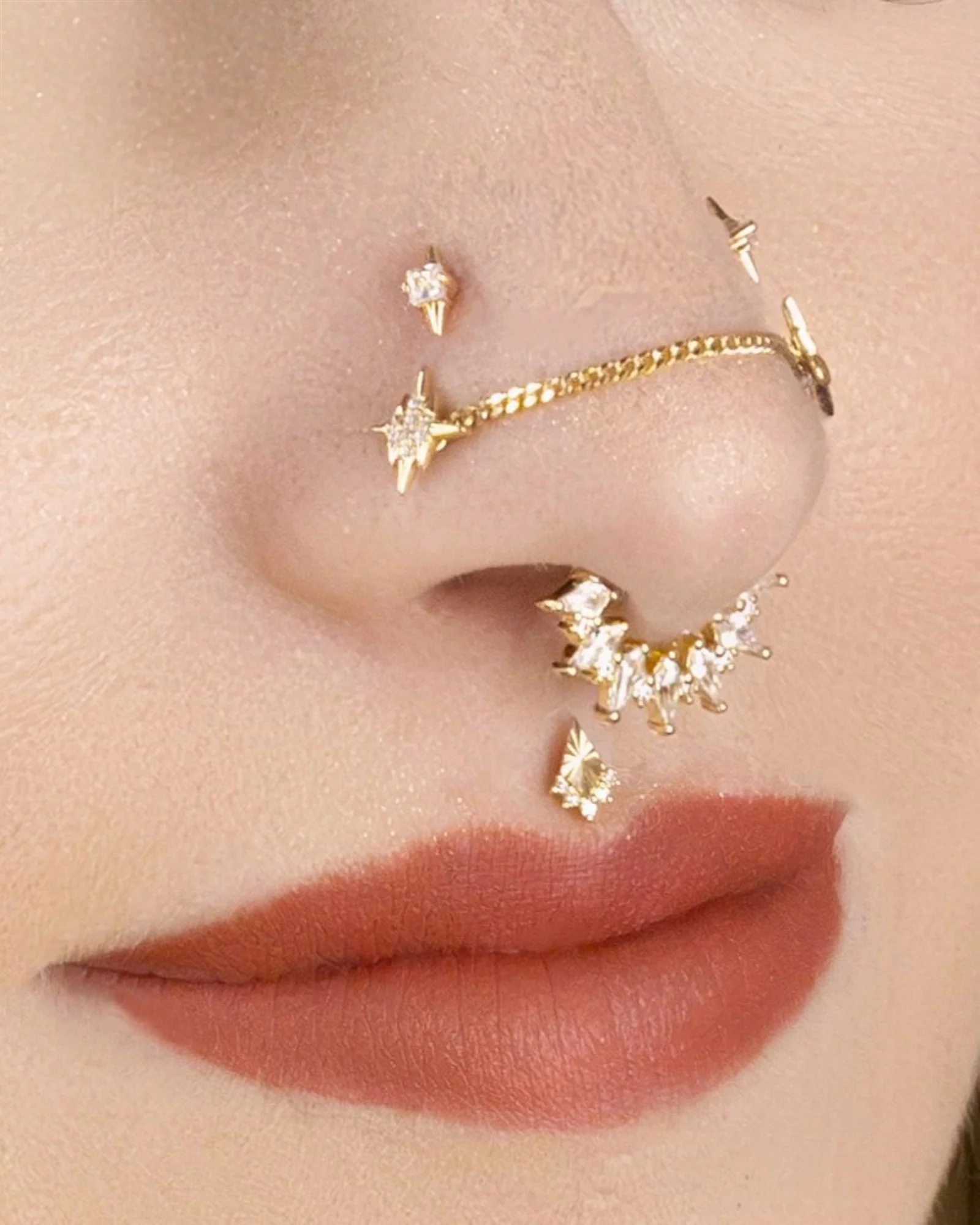 Elemental push-in top 14k yellow gold