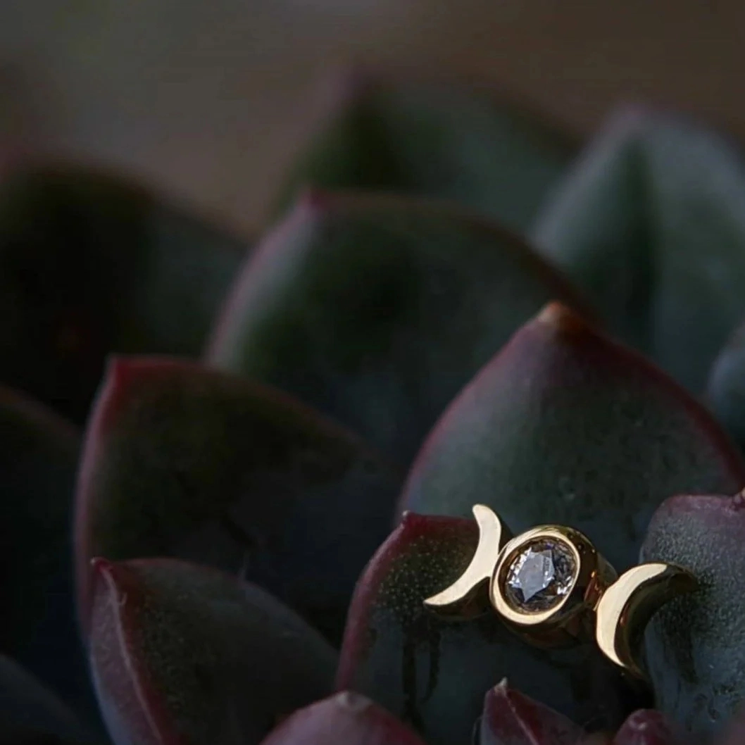 Tauriel ozdoba push-in z żółtego złota 14k