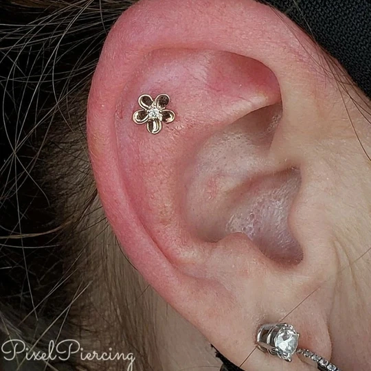 Gold CZ Flower ozdoba push-in z żółtego złota 14k