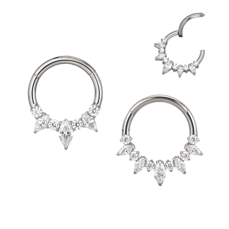 Tytanowy septum daith clicker Frozen białe cyrkonie