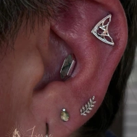 Willow Left ozdoba push-in z żółtego złota 14k